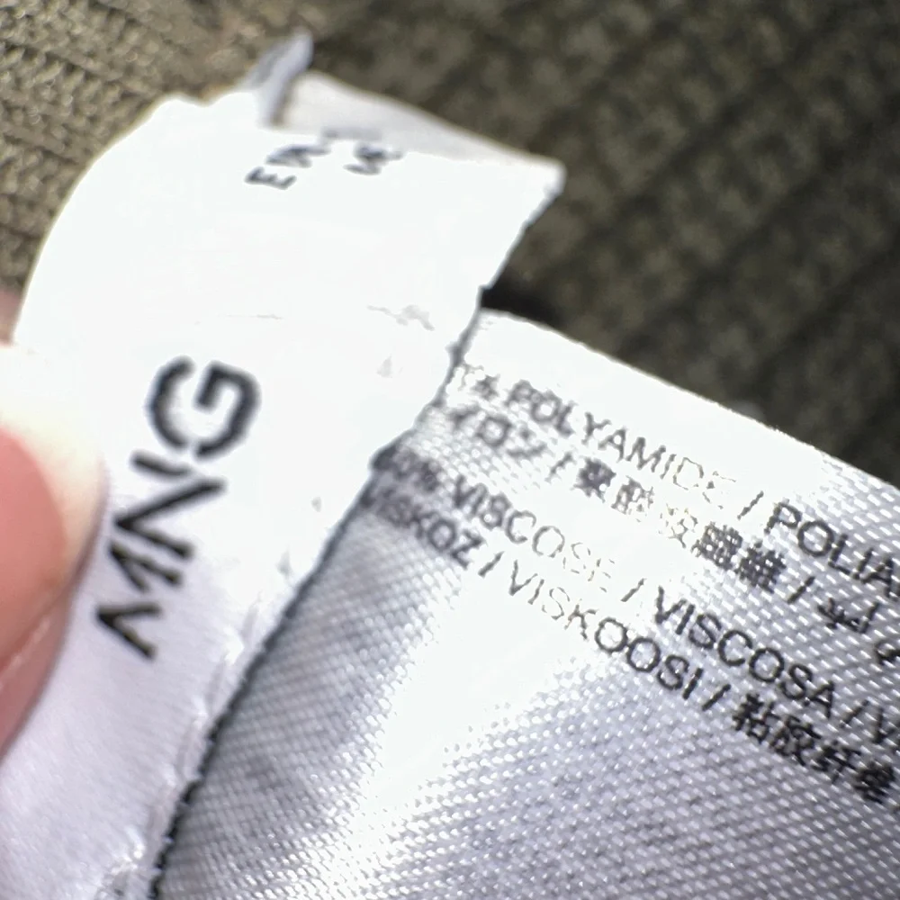 NEW MNG by MANGO olive button detail skirt, L, P 1405 - Picture 8 of 8